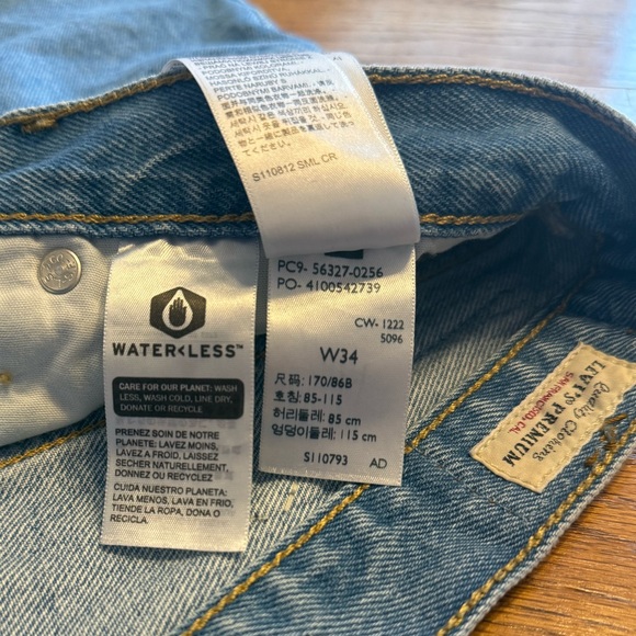 Levi's Light Blue Jean Shorts - Picture 4 of 4